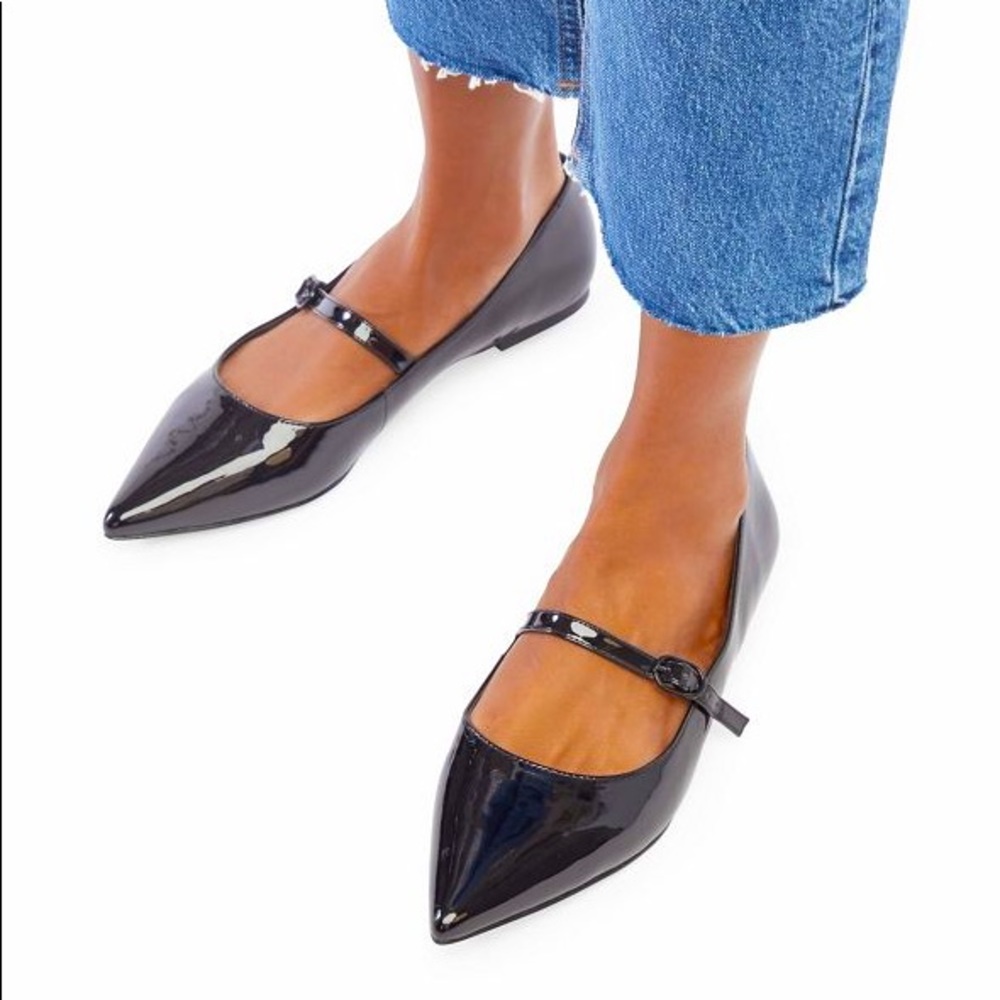 Kaelynn Black Flat